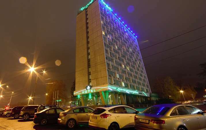 Tourist Hotel Минск Екстериор снимка